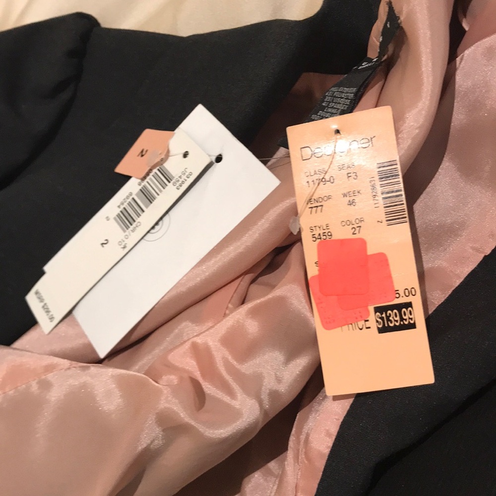 Ladies puff sleeve blazer - Picture 7 of 7